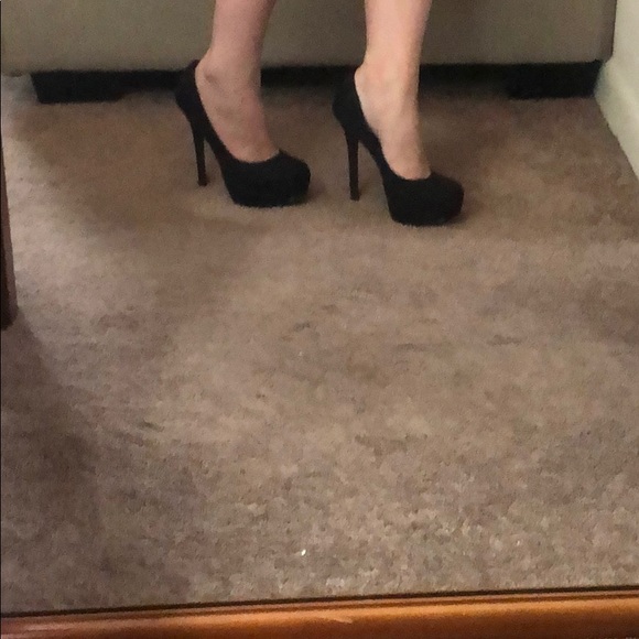 Black Steve Madden platforms - Picture 2 of 6